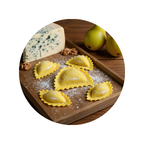 Mezzelune gorgonzola DOP e pere ( Settembre - Aprile )